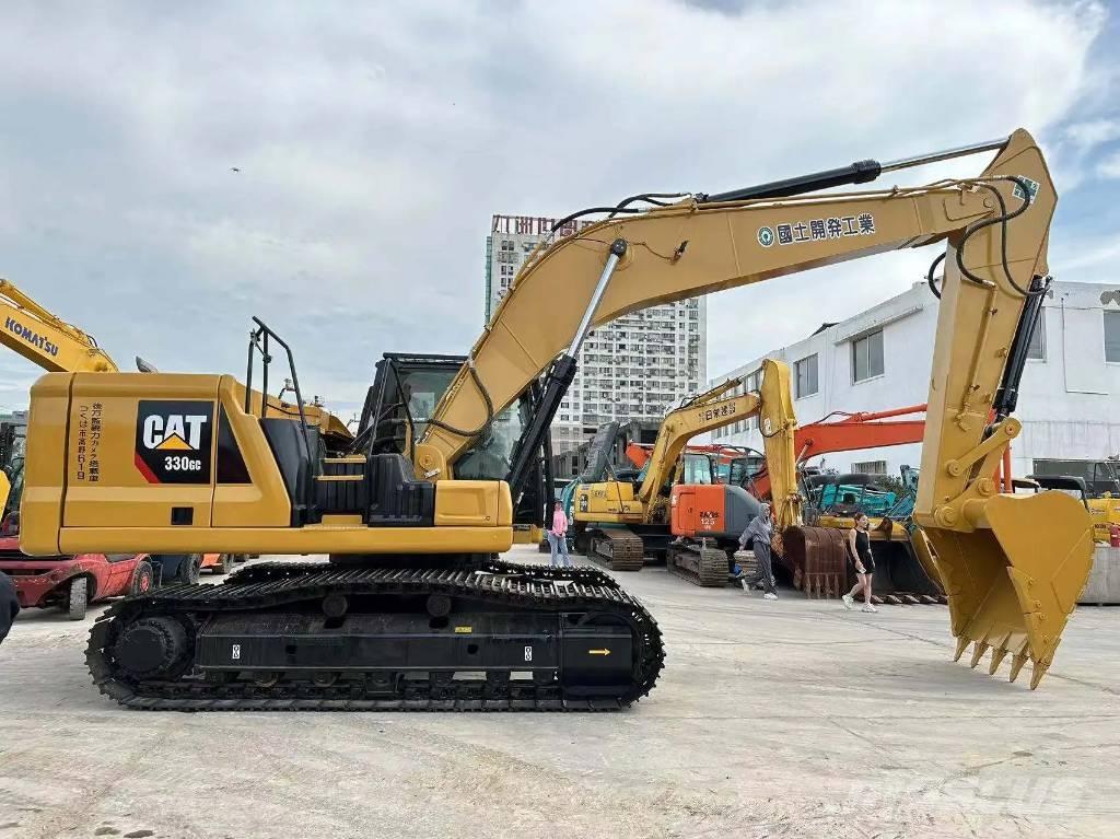 CAT 330GC Bageri guseničari
