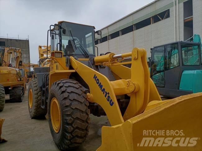 Komatsu WA 320 Utovarivači na točkove