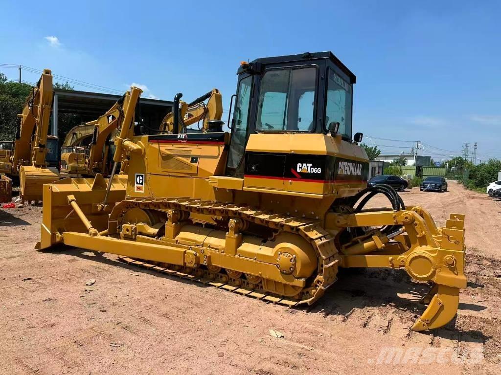 CAT D6G Buldožeri guseničari