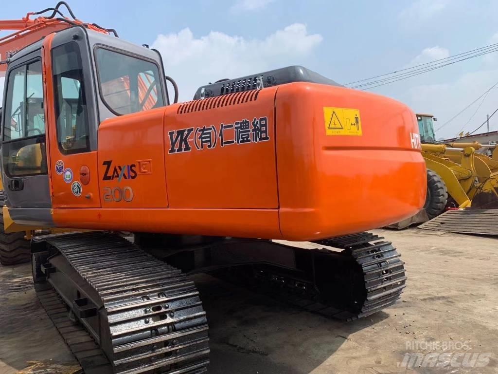 Hitachi zx200 Bageri guseničari