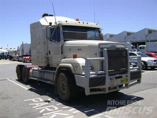 Freightliner FL112 Tegljači