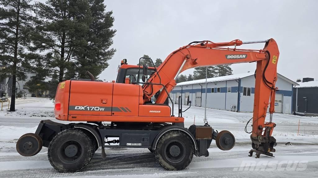 Doosan DX 170 W Bageri točkaši