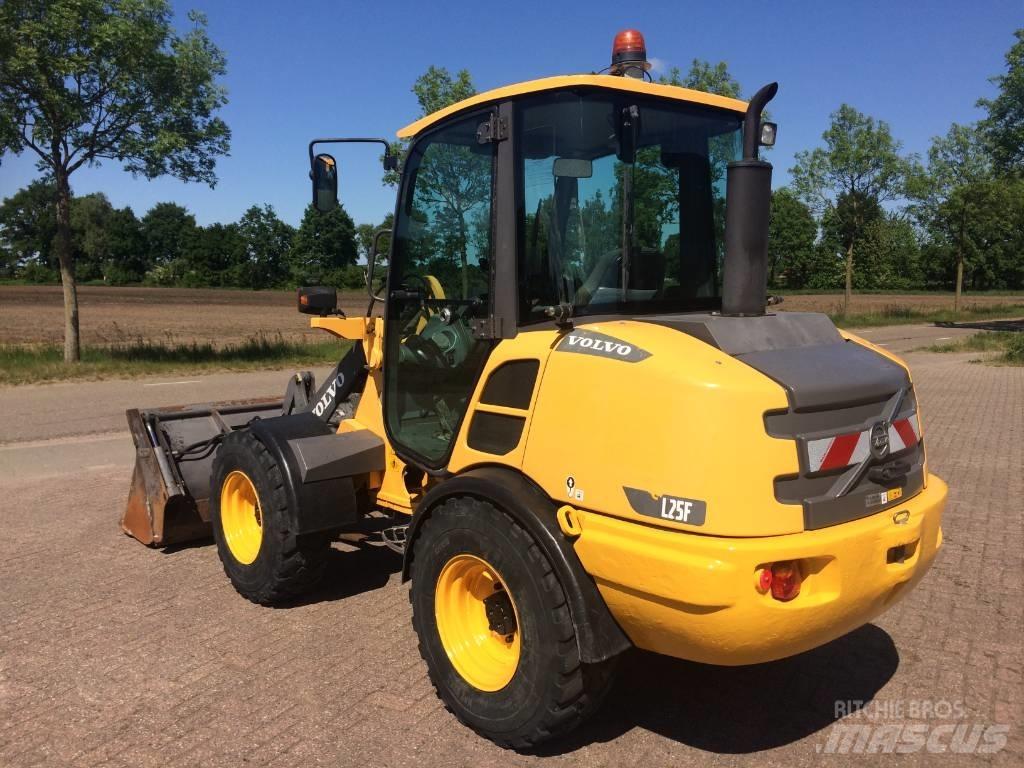Volvo L 25 F Utovarivači na točkove