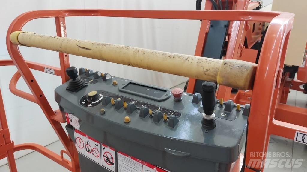 JLG 450 AJ Zglobne podizne platforme