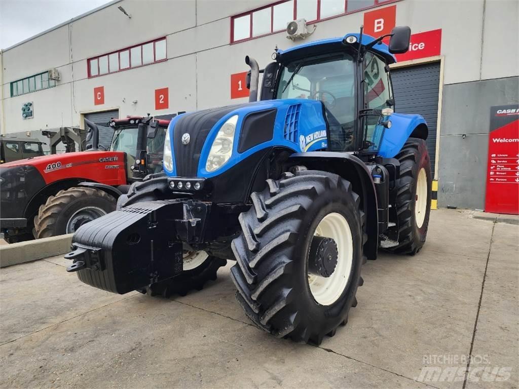 New Holland T8.300 Traktori