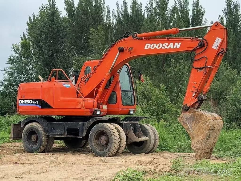 Doosan DH 150 W-7 Bageri točkaši