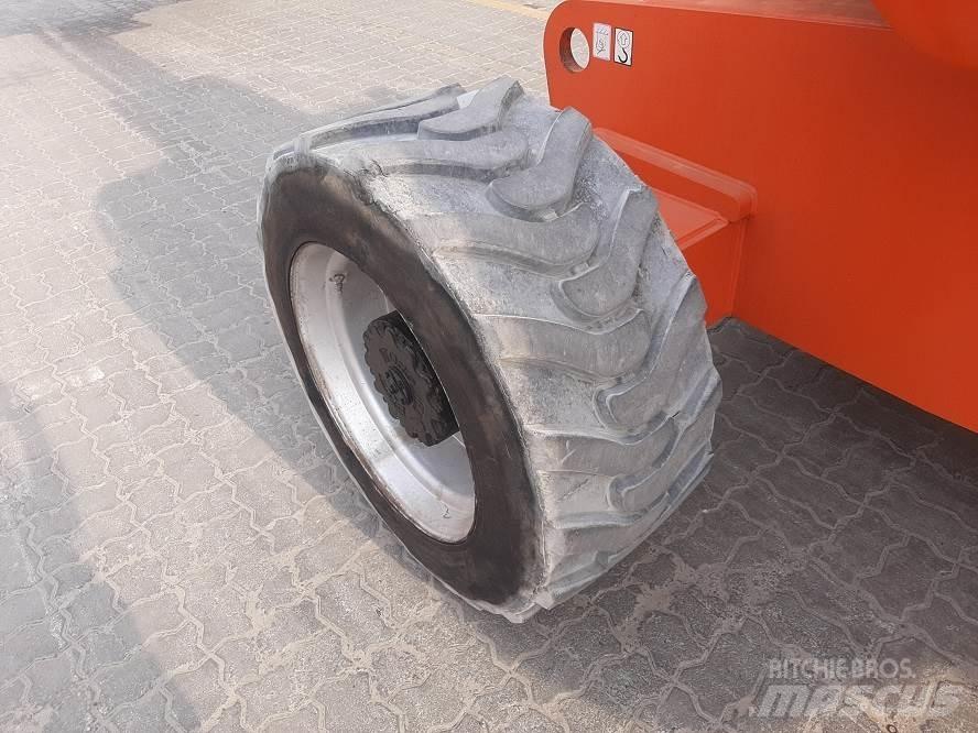 JLG 800AJ Zglobne podizne platforme