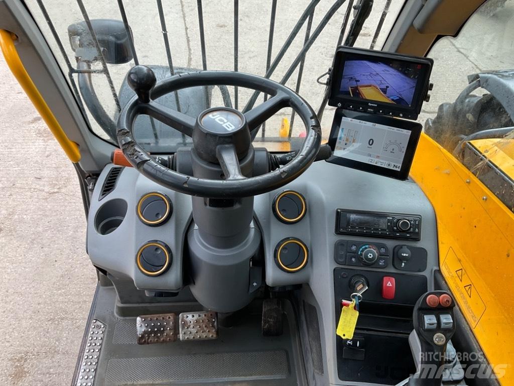 JCB 532-70 Poljoprivredni teleskopski utovarivači