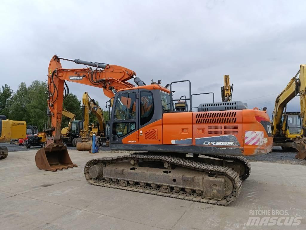 Doosan DX 255 LC-5 Bageri guseničari