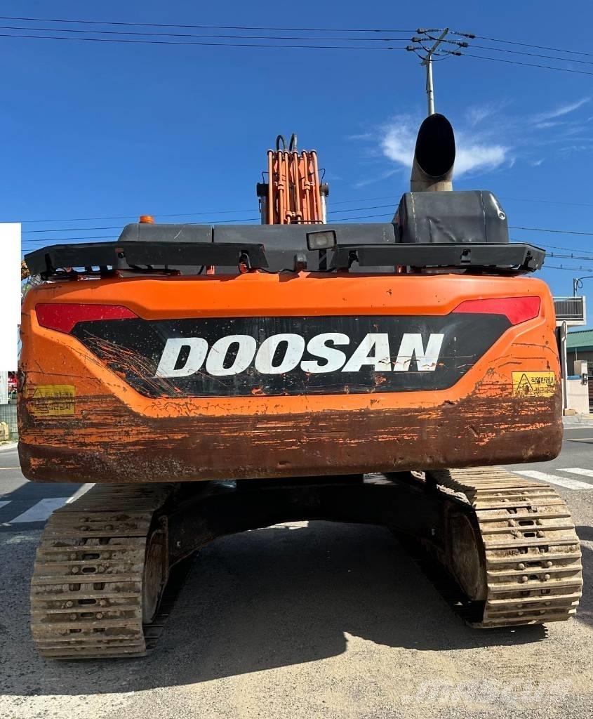 Doosan DX 300 LC-3 Bageri guseničari