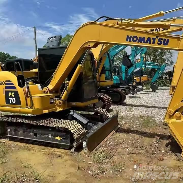 Komatsu PC70 Bageri guseničari