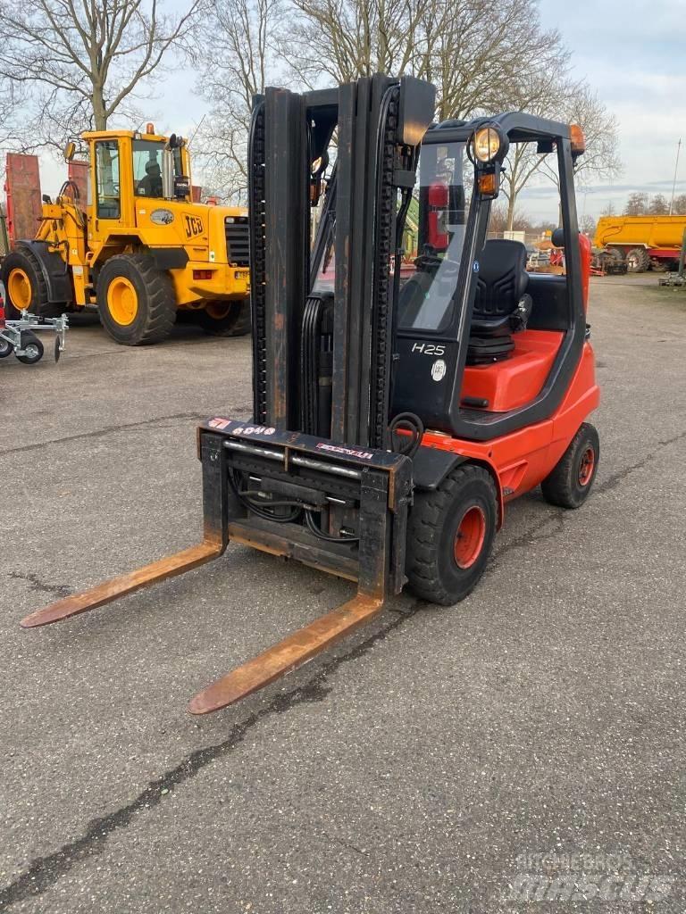 Linde H25T Plinski viljuškari