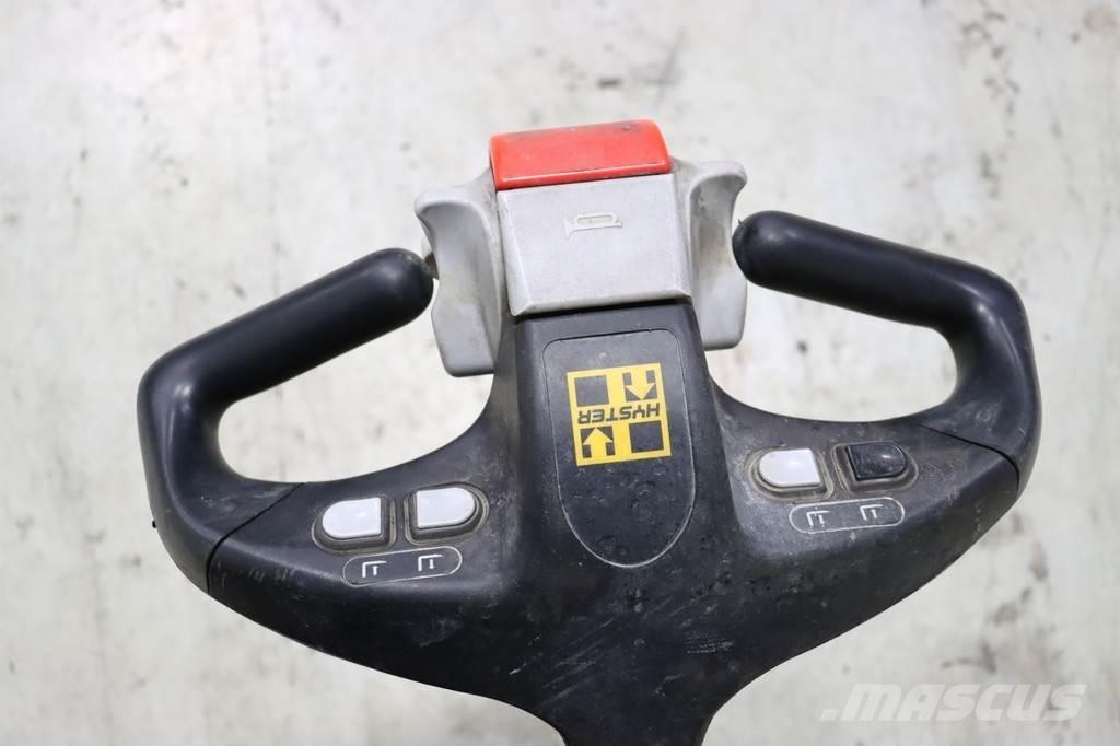 Hyster P2.5 Nisko podizni električni viljuškar