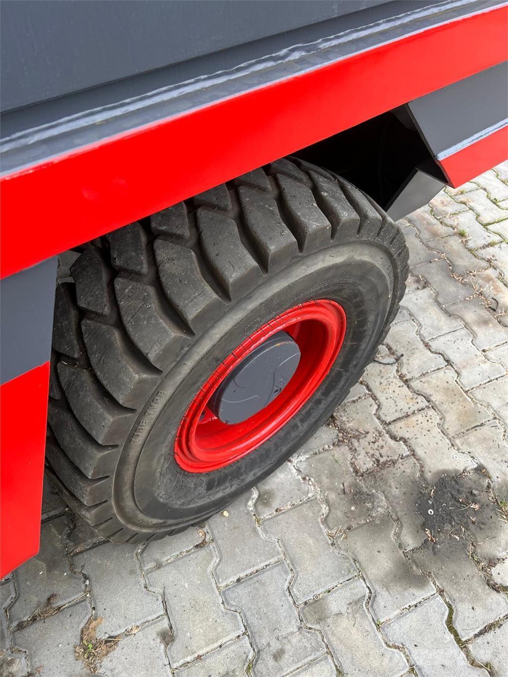 Linde S50D Bočni viljuškari