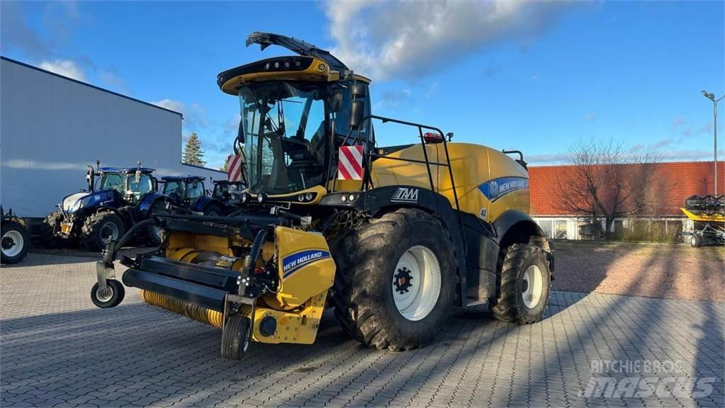 New Holland FR 550 Mašine za stočnu hranu sa sopstvenim pogonom