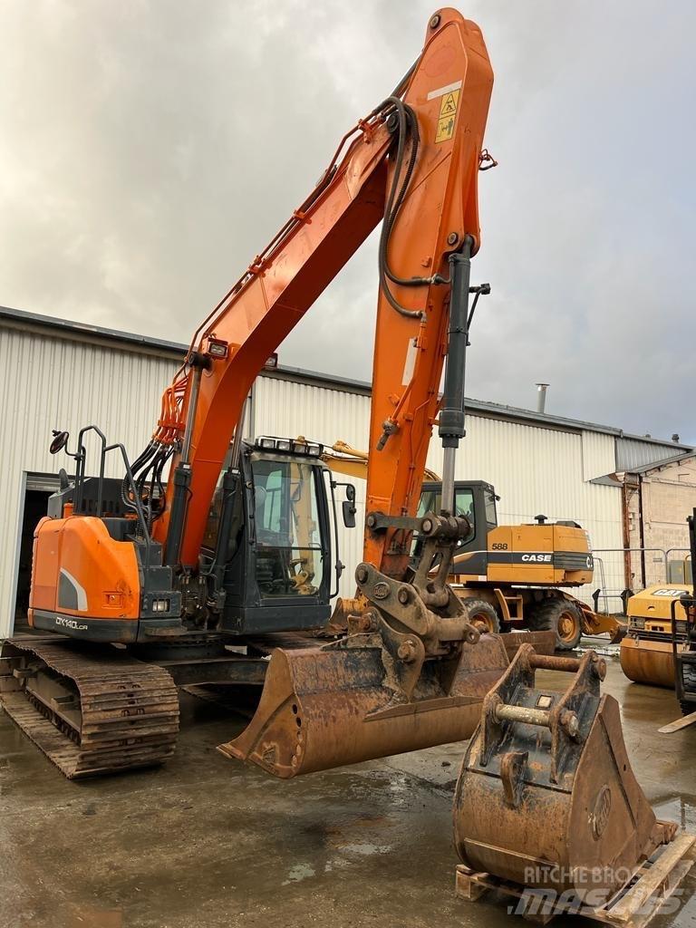 Doosan DX140 LCR Bageri guseničari