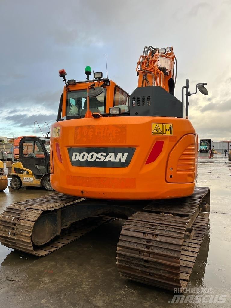 Doosan DX140 LCR Bageri guseničari