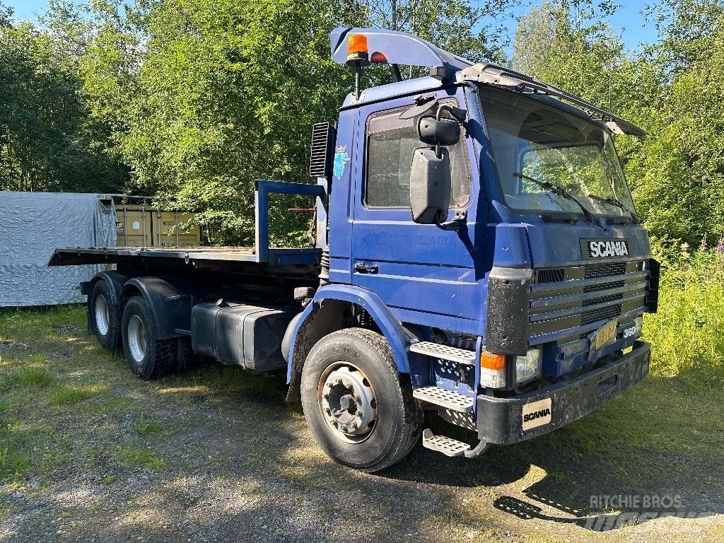Scania 113 Rol kiper kamioni sa kukom za podizanje tereta