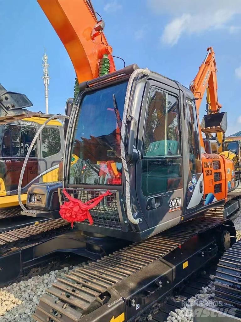 Hitachi ZX 120 Bageri guseničari