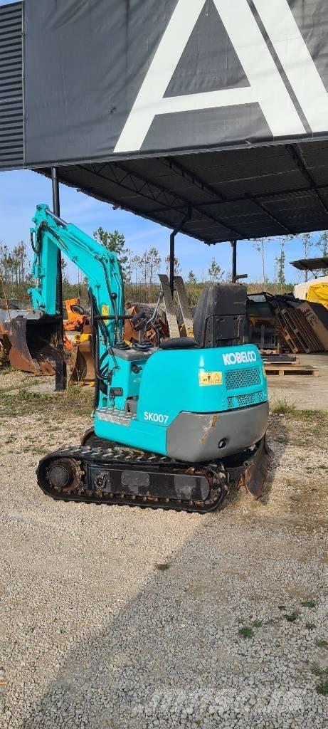 Kobelco SK 007 Mini bageri < 7t