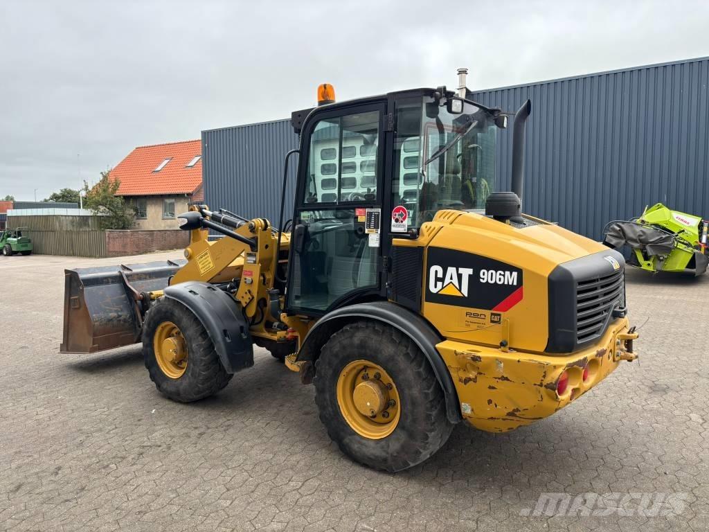 CAT 906 M Utovarivači na točkove