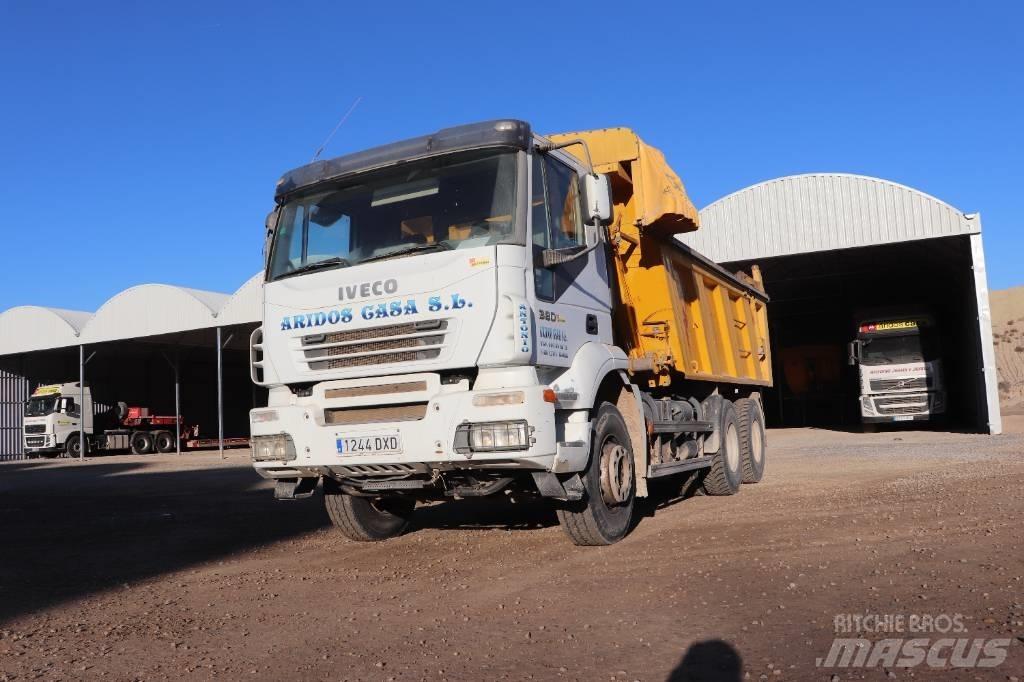 Iveco Trakker 380 Kiperi kamioni