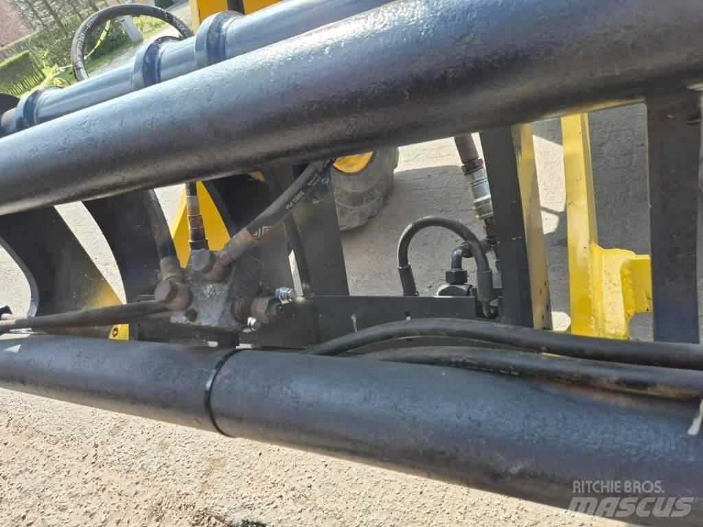 Komatsu WA100M-7 Utovarivači na točkove