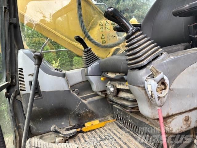 Komatsu PC 210 Bageri guseničari