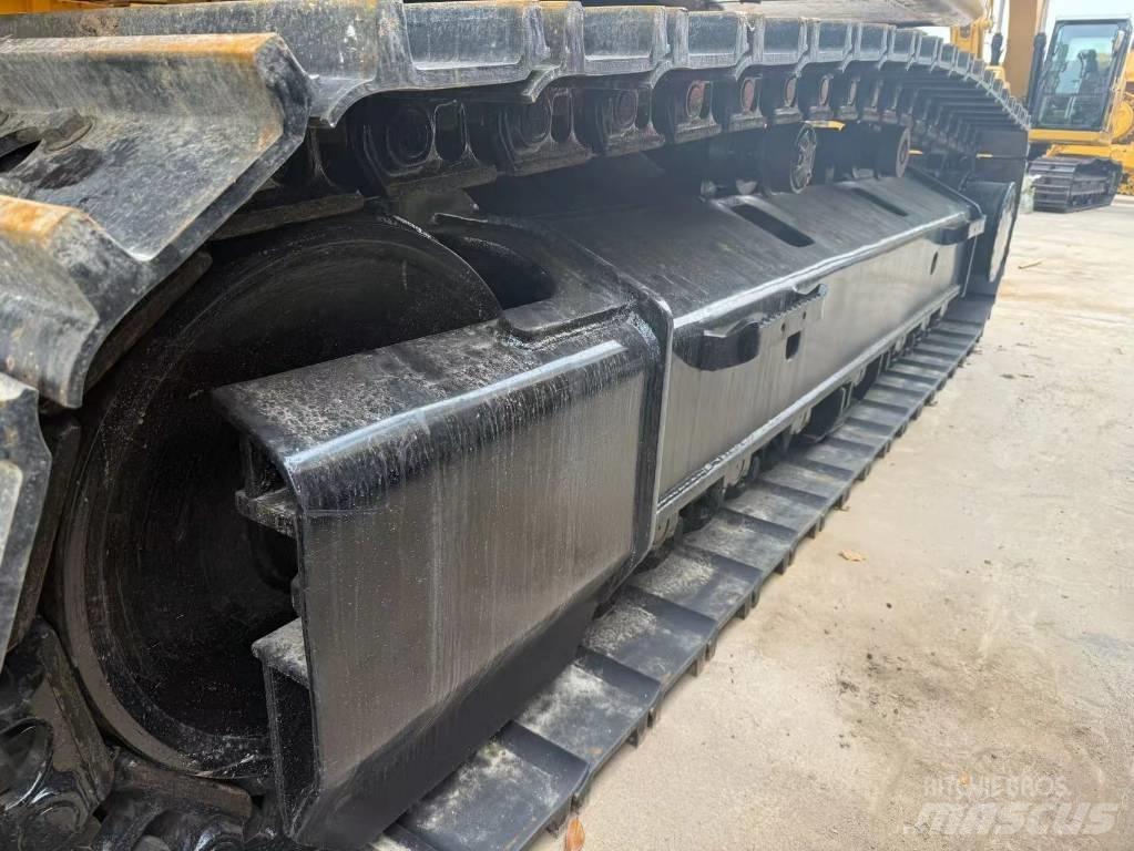 CAT 336 GC Bageri guseničari