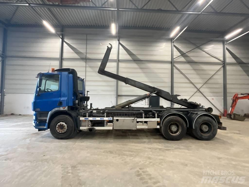 DAF CF 340 6X4 Rol kiper kamioni sa kukom za podizanje tereta