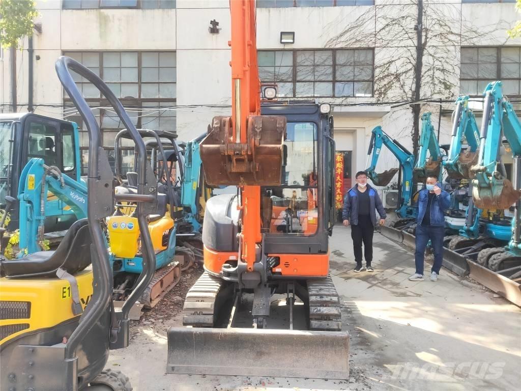 Hitachi ZX30 Mini bageri < 7t
