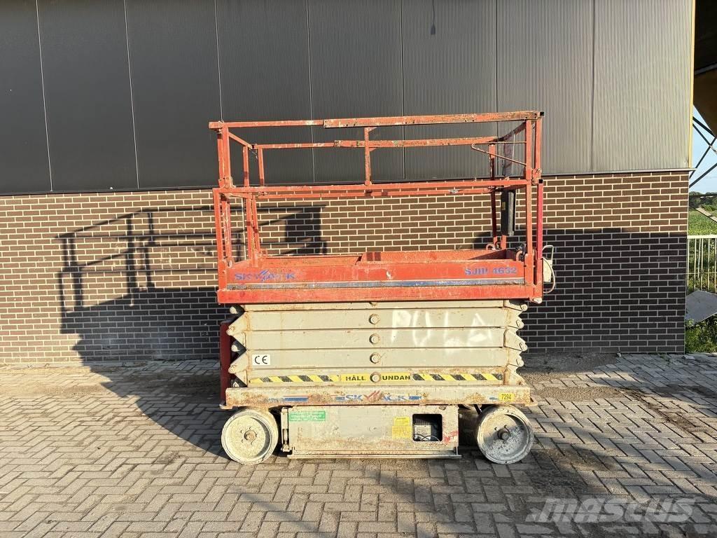 SkyJack 3246 Makazaste platforme