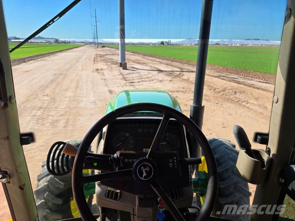 John Deere 6320 Traktori