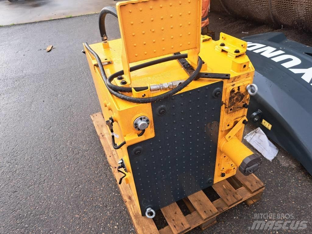 Hyundai fuel tank Ostale komponente za građevinarstvo