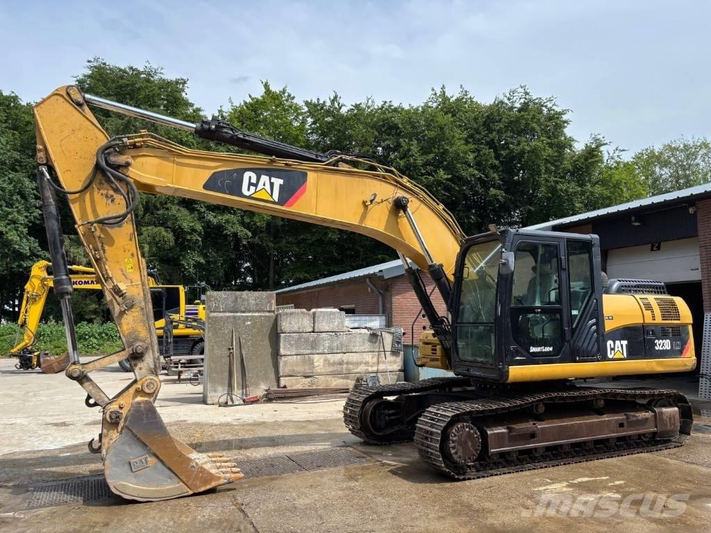 CAT 323 D LN Bageri guseničari