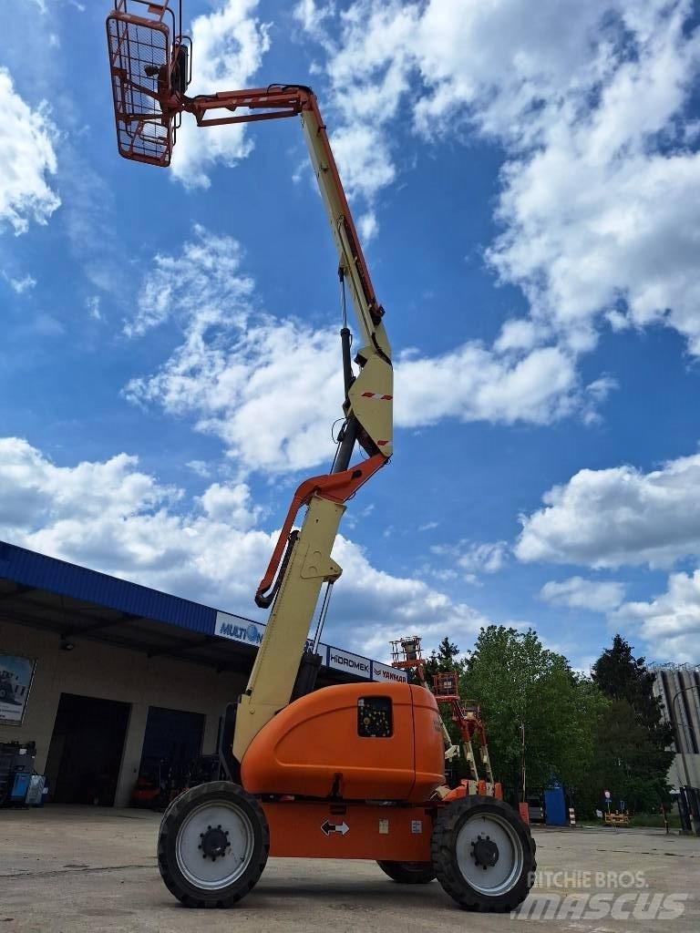 JLG 600 AJ Zglobne podizne platforme