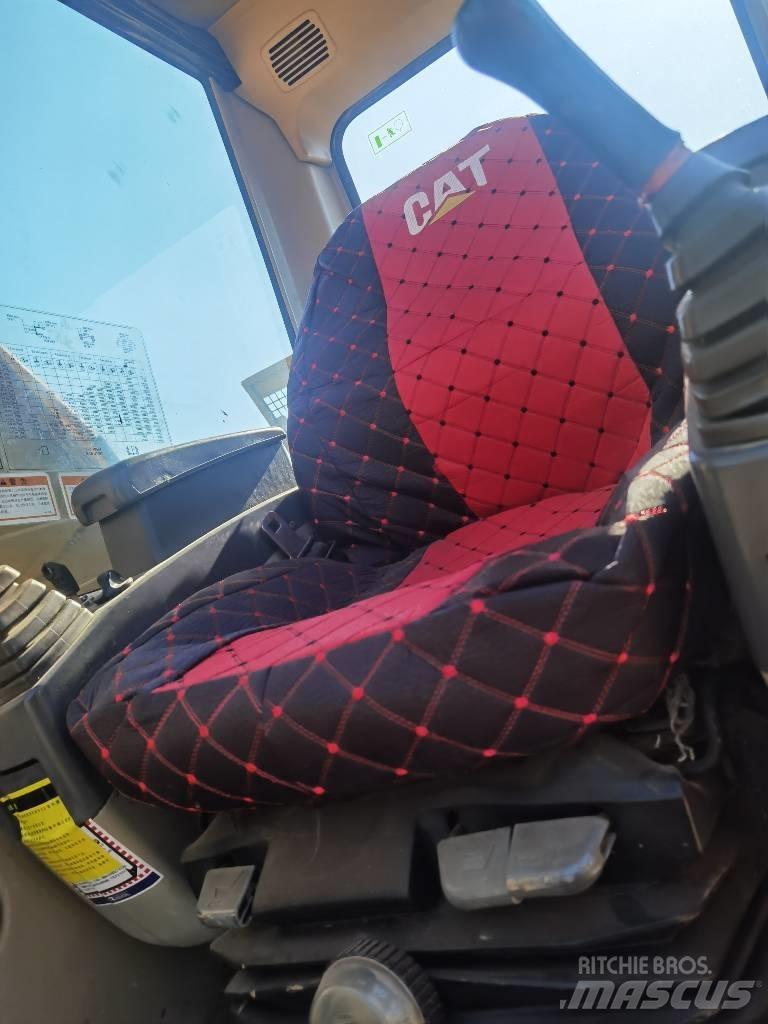 CAT 320 C Bageri guseničari