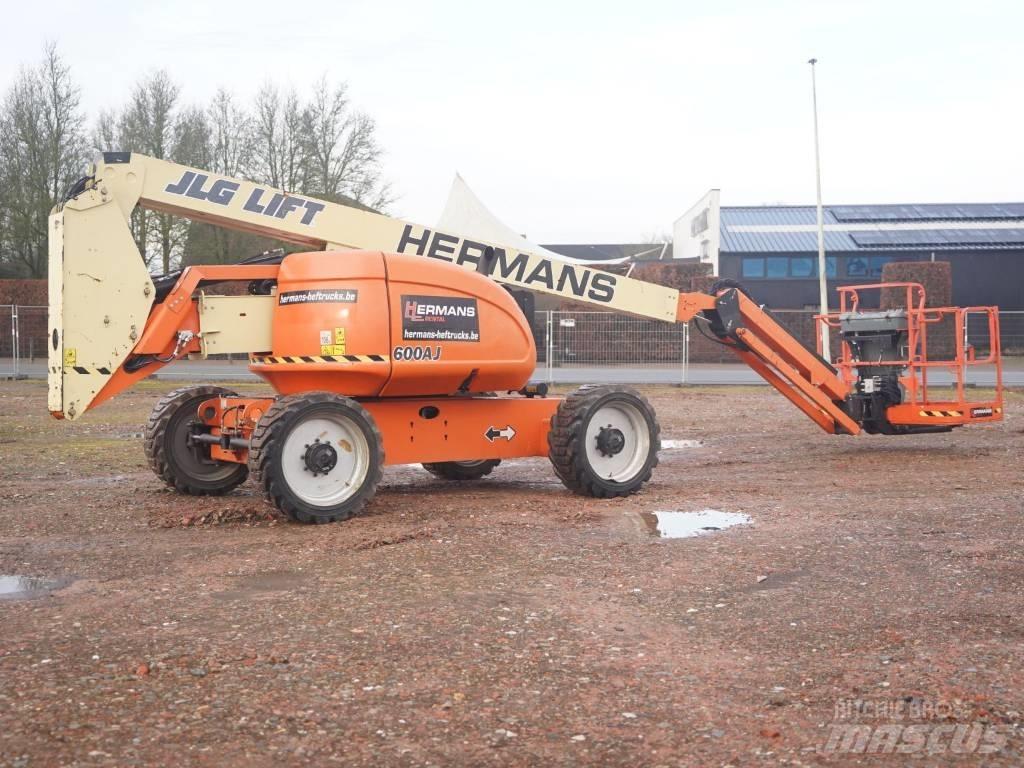 JLG 600 AJ Zglobne podizne platforme