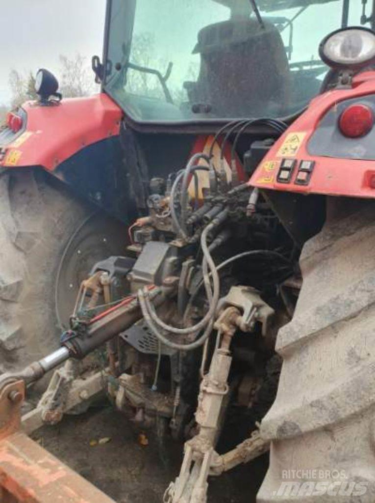 McCormick MC 130 Traktori