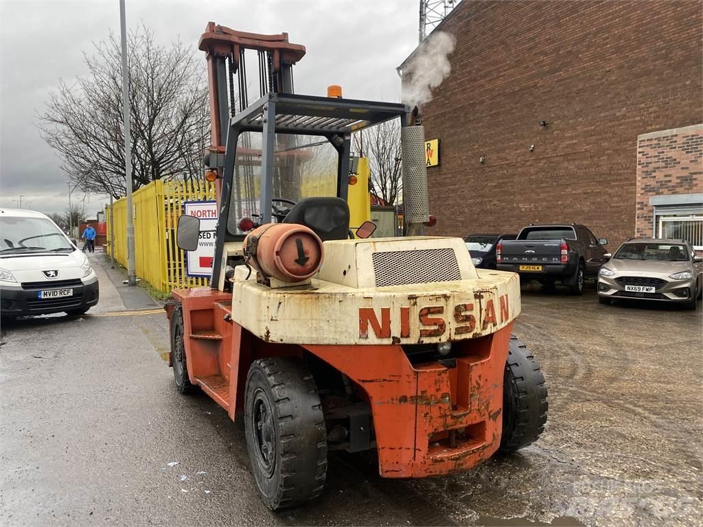 Nissan BF05H50U Dizelski viljuškari