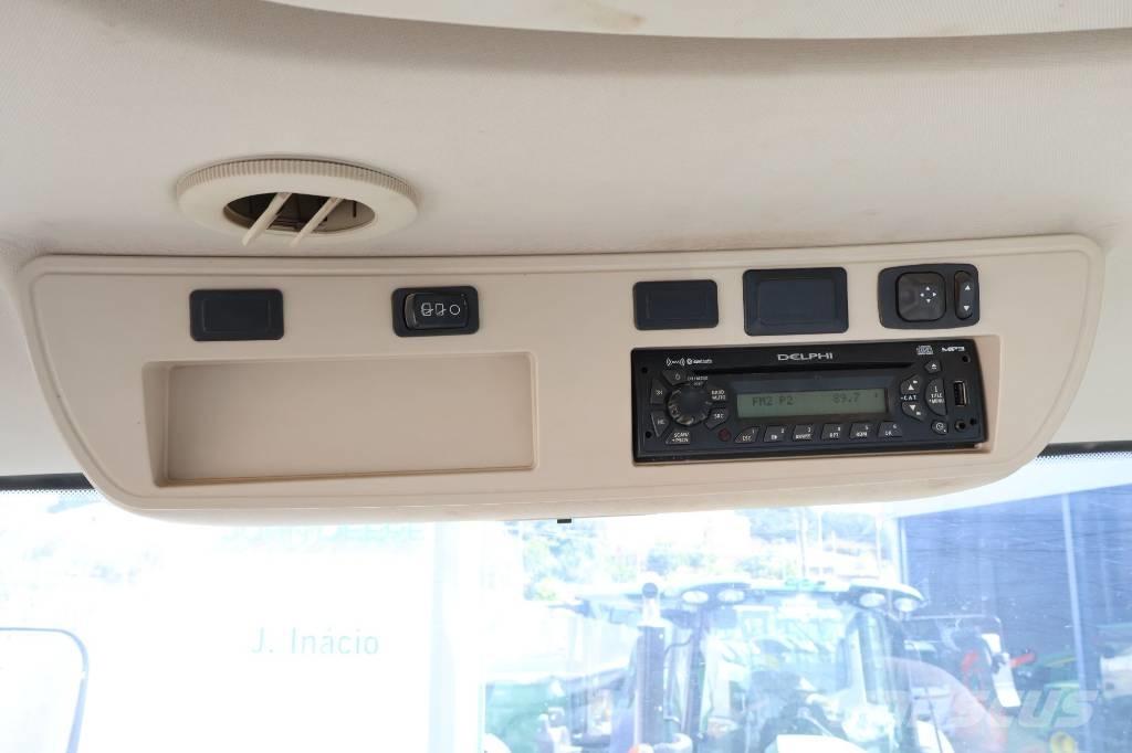 John Deere 8295 R Traktori