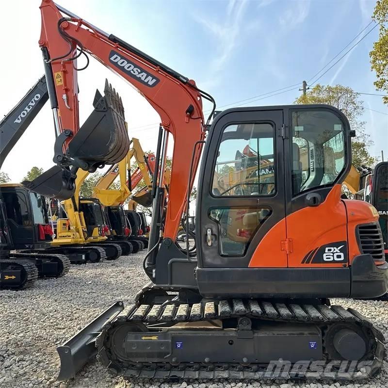Doosan DX 60 Bageri guseničari