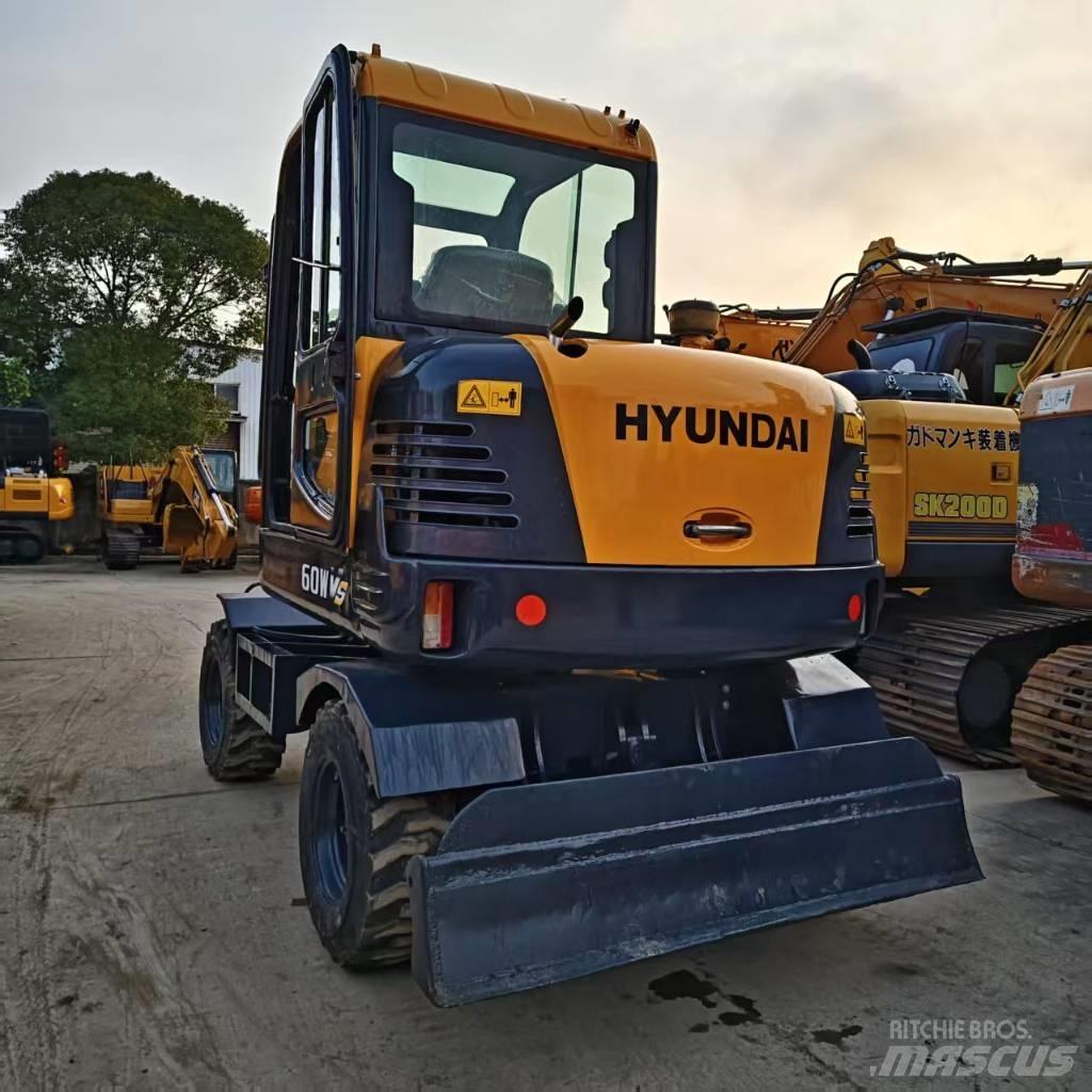 Hyundai Robex 60 VS Mini bageri < 7t
