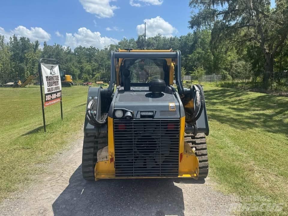 John Deere 325 Skid steer mini utovarivači