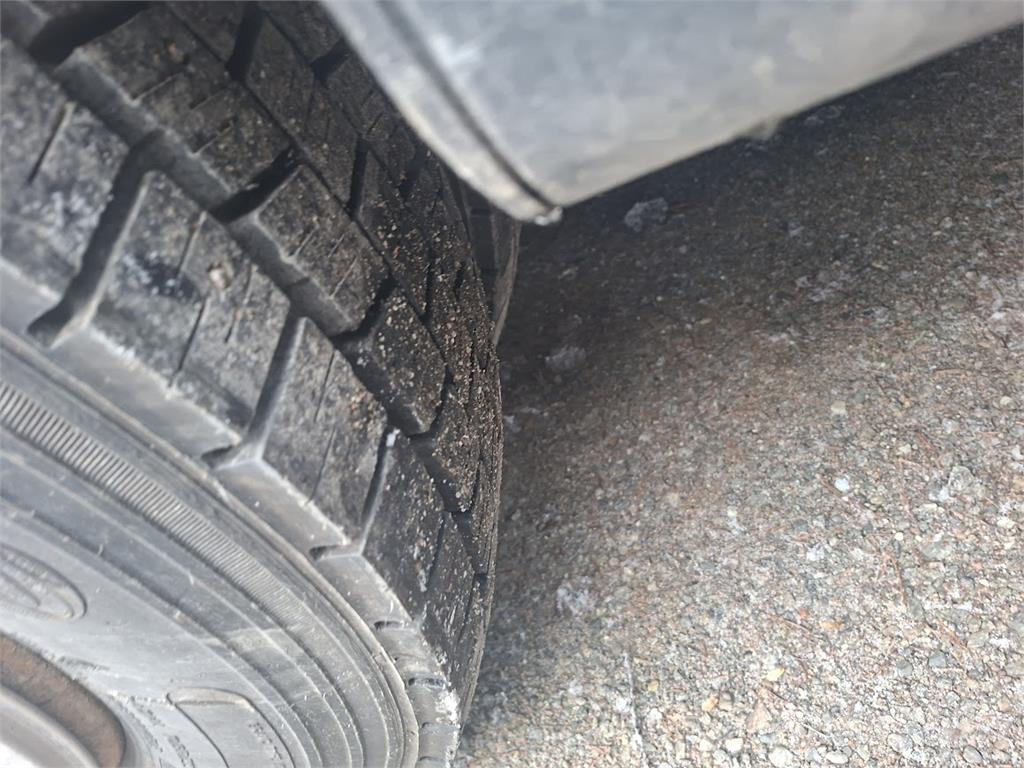 Iveco 90E 3.9 Šleperi za vozila