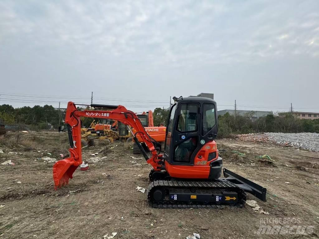 Kubota U 35 Mini bageri < 7t