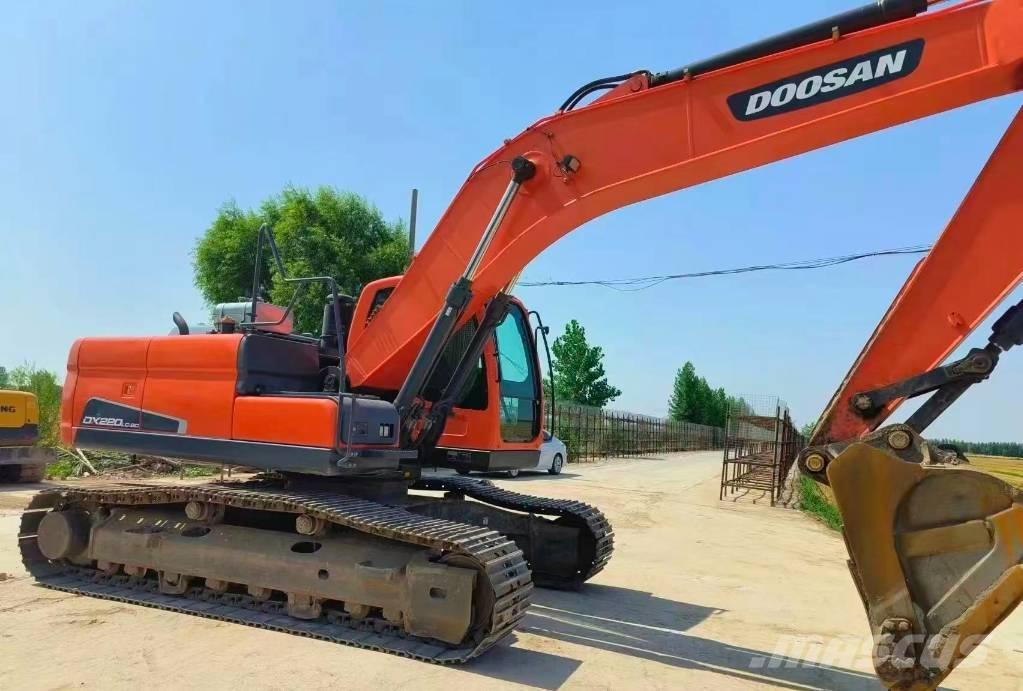 Doosan DX 200 Bageri guseničari