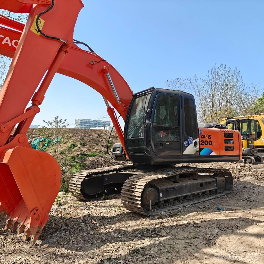 Hitachi ZX200 Bageri guseničari