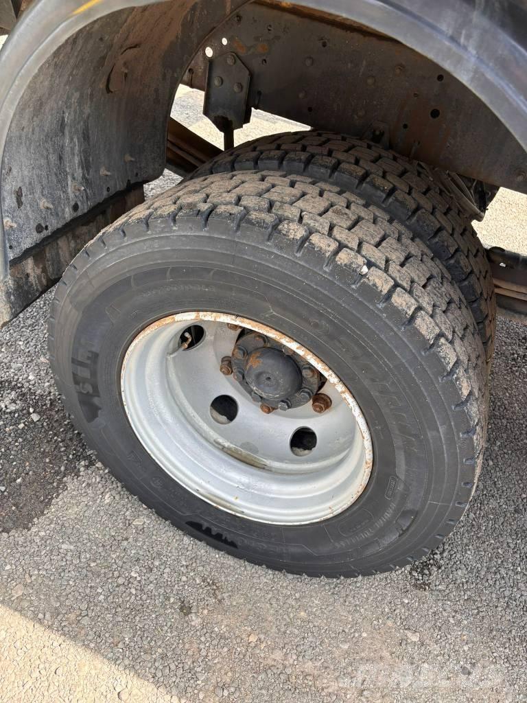 MAN L 2000 Auto korpe