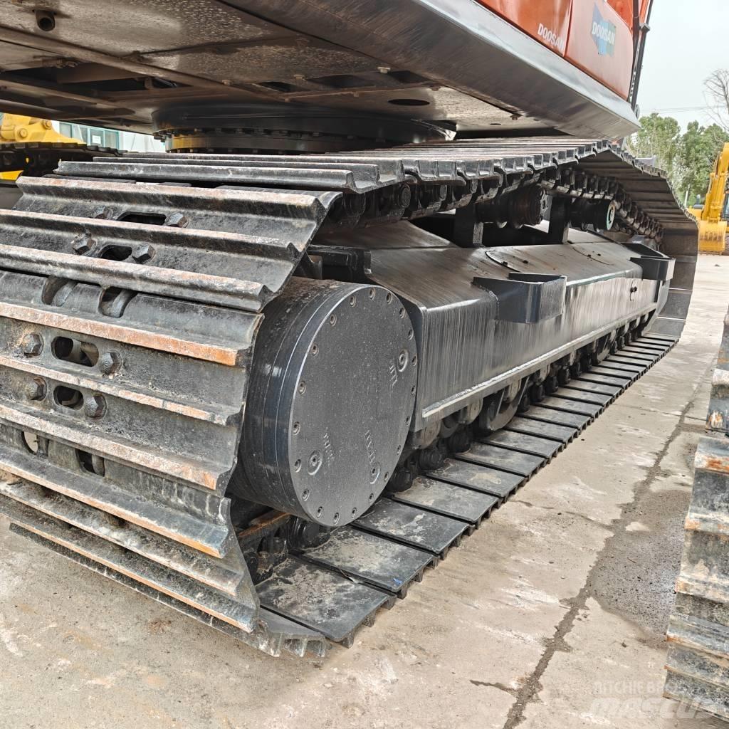 Doosan 225-9C Bageri guseničari